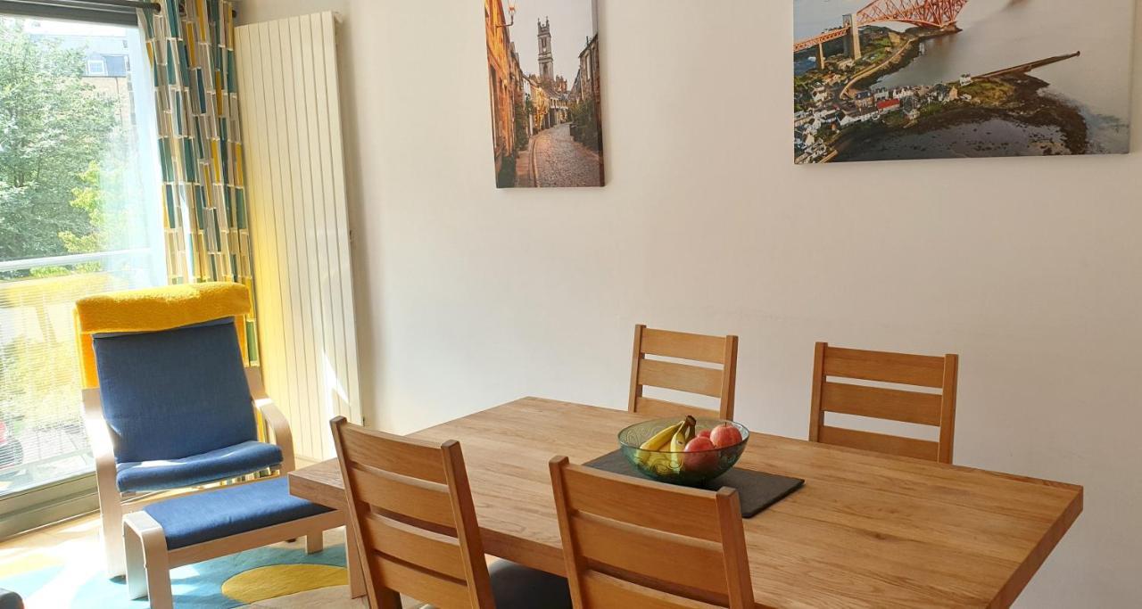 Altido Alluring 3Br Apt Near The Centre With Parking Edimburgo Esterno foto